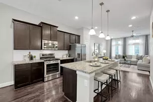351 W 26th St, Houston, TX 77008 - Photo 23