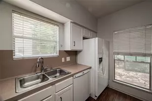 2810 Austin St, Houston, TX 77004 - Photo 13