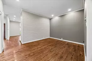 4053 Breakwood Dr, Houston, TX 77025 - Photo 11