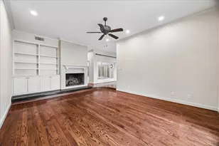 4053 Breakwood Dr, Houston, TX 77025 - Photo 7