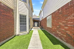 5842 Cinnamon Creek Cir, Houston, TX 77084 - Photo 3