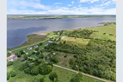 182 Smith Road, Palacios, TX 77465 - Photo 5