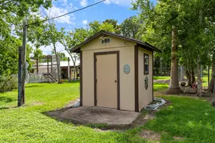 182 Smith Rd, Palacios, TX 77465 - Photo 19