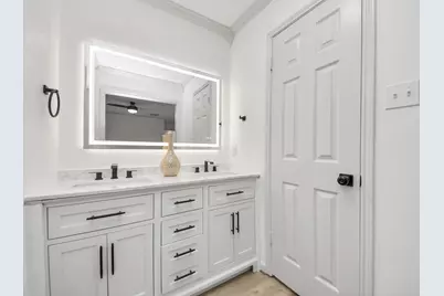 8126 Clover Gardens Drive, Houston, TX 77095 - Photo 27