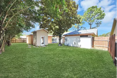 8126 Clover Gardens Drive, Houston, TX 77095 - Photo 39