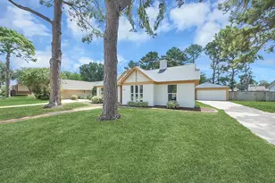 8126 Clover Gardens Dr, Houston, TX 77095 - Photo 3