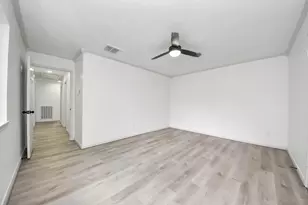 8126 Clover Gardens Dr, Houston, TX 77095 - Photo 25