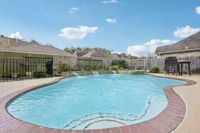 2202 Castle Bay Drive, League City, TX 77573 - Photo 47