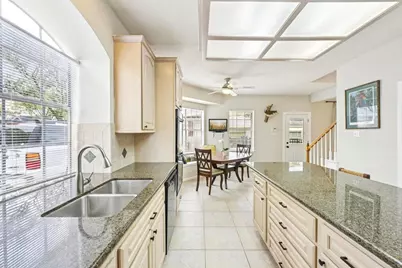 2202 Castle Bay Drive, League City, TX 77573 - Photo 21