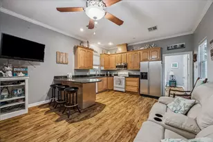 5022 Riverview Dr, Alvin, TX 77511 - Photo 31