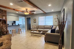 2110 Eagle Point Rd, Crosby, TX 77532 - Photo 3