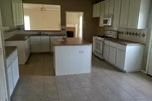 2402 Sparrow Branch Ct, Sugar Land, TX 77479 - Photo 13