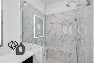 3 N Saint Charles Street #C, Houston, TX 77003 - Photo 13