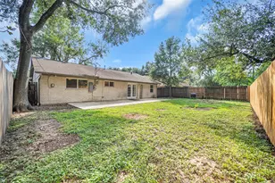 7422 Jackwood St, Houston, TX 77074 - Photo 29
