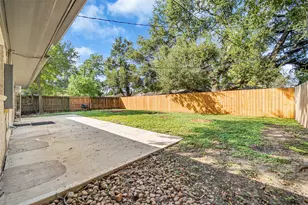 7422 Jackwood St, Houston, TX 77074 - Photo 27