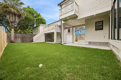 111 E 18th Street, Houston, TX 77008 - Photo 3