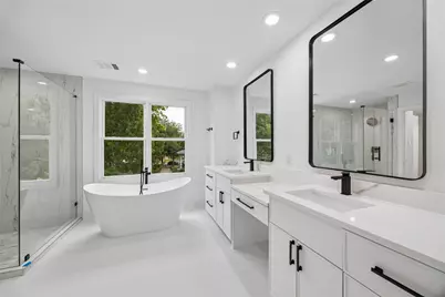 111 E 18th Street, Houston, TX 77008 - Photo 19