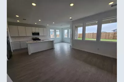 9303 Long Fin Drive, Baytown, TX 77521 - Photo 5