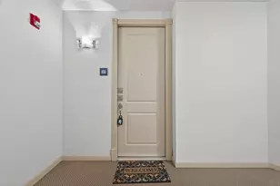 505 Jackson Hill St, Houston, TX 77007 - Photo 3