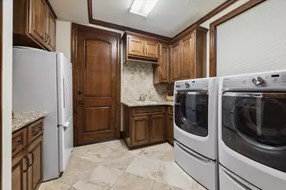 11909 Knippwood Lane, Bunker Hill Village, TX 77024 - Photo 41