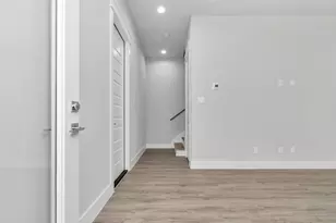 5818 Burt St, Houston, TX 77091 - Photo 3