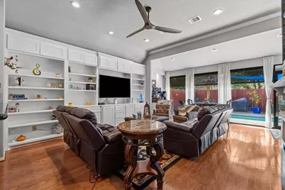 1607 S Primavera Drive, Pearland, TX 77581 - Photo 13