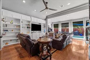 1607 S Primavera Dr, Pearland, TX 77581 - Photo 13
