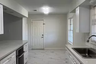 5103 Creekbend Dr, Houston, TX 77035 - Photo 3
