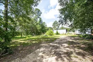 27085 Coach Light Ln, New Caney, TX 77357 - Photo 3