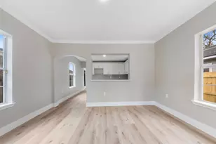 219 E James St, Baytown, TX 77520 - Photo 7