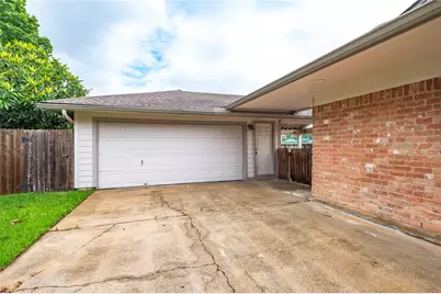 15915 Brookvilla Drive, Houston, TX 77059 - Photo 37