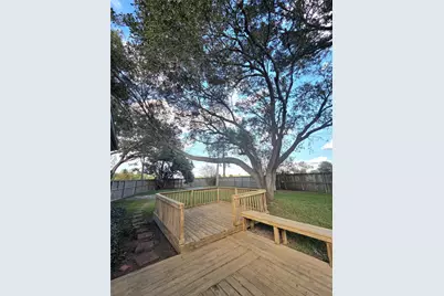 107 High Meadows Drive, Sugar Land, TX 77479 - Photo 27