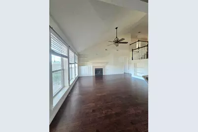 107 High Meadows Drive, Sugar Land, TX 77479 - Photo 9