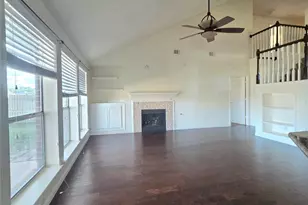 107 High Meadows Dr, Sugar Land, TX 77479 - Photo 9