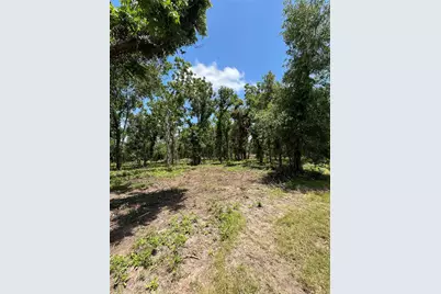 123 Oyster Creek Drive, Angleton, TX 77515 - Photo 9