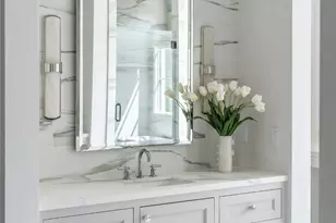 626 Rocky River Rd, Houston, TX 77056 - Photo 17