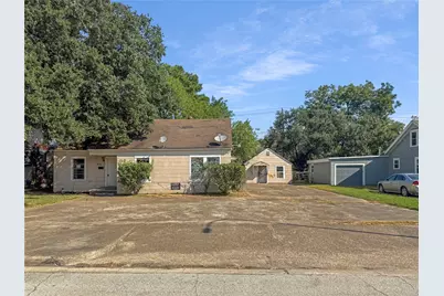210 Park Street, Baytown, TX 77520 - Photo 1