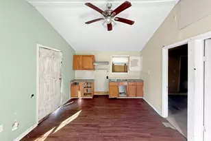 210 Park St, Baytown, TX 77520 - Photo 19