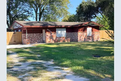 6106 Linton Lane, Texas City, TX 77591 - Photo 1