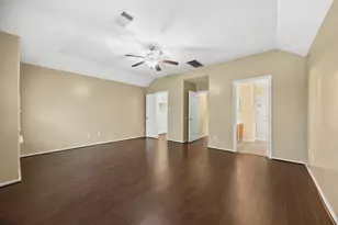 2765 Maybrook Hollow Ln, Houston, TX 77047 - Photo 13