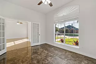 2607 Sunrise Harbor Ln, Pearland, TX 77584 - Photo 7