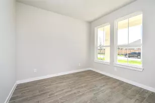 11114 Crocus Dr, Houston, TX 77044 - Photo 7