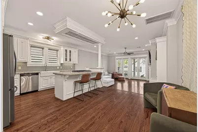 203 W 24th Street, Houston, TX 77008 - Photo 5