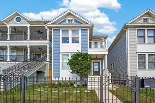 203 W 24th St, Houston, TX 77008 - Photo 1