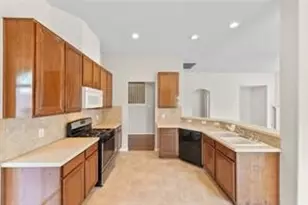 18223 Maple Arbor Ct, Cypress, TX 77429 - Photo 5