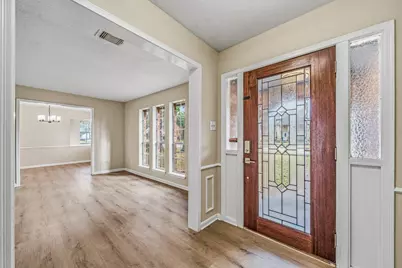 119 Laura Lane, Conroe, TX 77385 - Photo 9