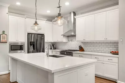 118 E 27th Street #A, Houston, TX 77008 - Photo 3