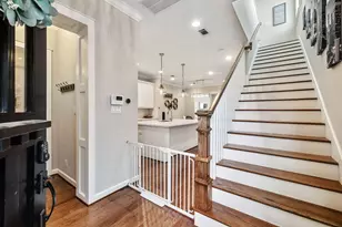 118 E 27th St, Houston, TX 77008 - Photo 7