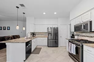 1807 Emerald Lake Ct, Houston, TX 77062 - Photo 9