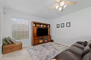 1807 Emerald Lake Ct, Houston, TX 77062 - Photo 13